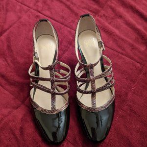 Joan & David Heel Black Patent/Brown Strap ShoeNWT